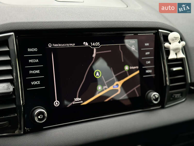 Внедорожник / Кроссовер Skoda Karoq 2021 в Мукачево