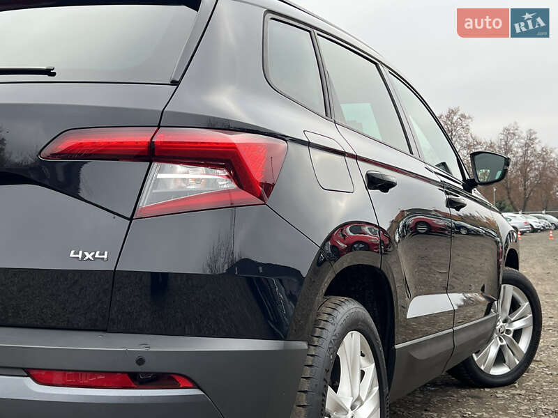 Внедорожник / Кроссовер Skoda Karoq 2021 в Луцке