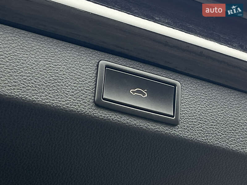 Внедорожник / Кроссовер Skoda Karoq 2021 в Луцке