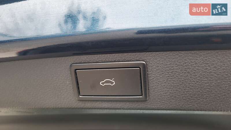 Позашляховик / Кросовер Skoda Karoq 2020 в Києві