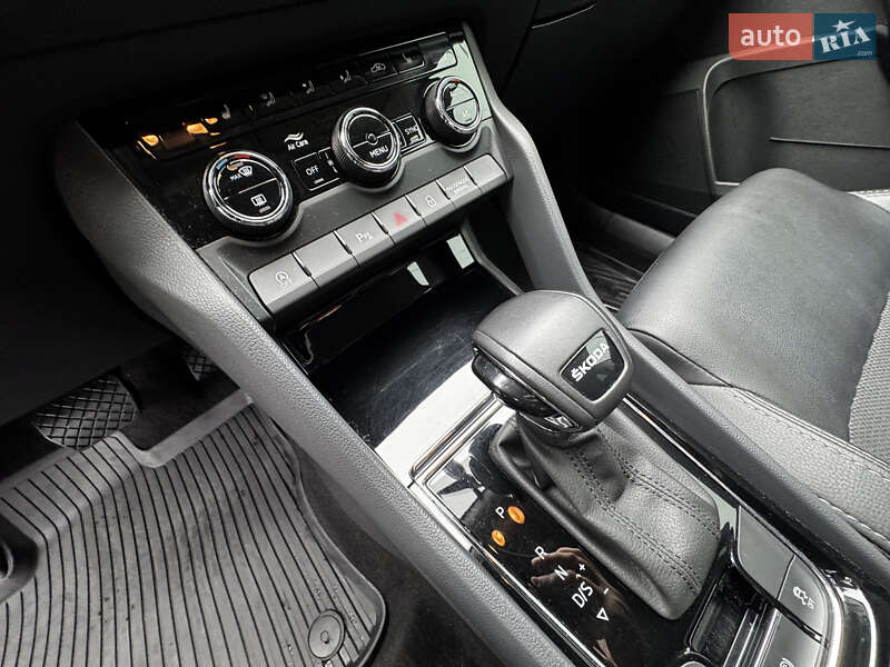 Внедорожник / Кроссовер Skoda Karoq 2022 в Ивано-Франковске