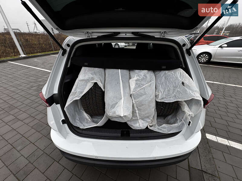 Внедорожник / Кроссовер Skoda Karoq 2022 в Ивано-Франковске