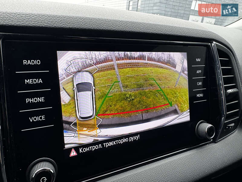 Внедорожник / Кроссовер Skoda Karoq 2022 в Ивано-Франковске