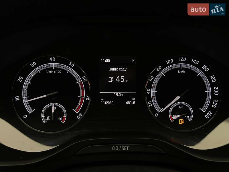 Внедорожник / Кроссовер Skoda Karoq 2019 в Киеве