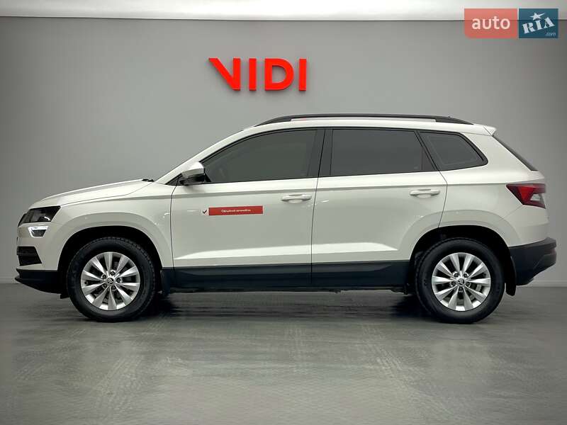 Внедорожник / Кроссовер Skoda Karoq 2019 в Киеве