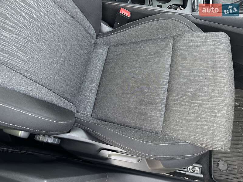 Позашляховик / Кросовер Skoda Karoq 2018 в Києві