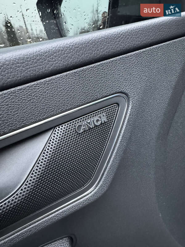 Внедорожник / Кроссовер Skoda Karoq 2018 в Киеве