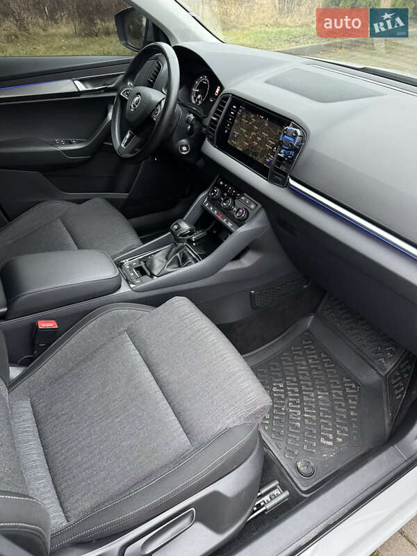 Внедорожник / Кроссовер Skoda Karoq 2018 в Киеве