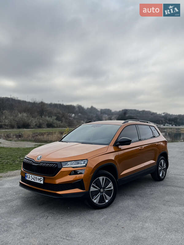 Внедорожник / Кроссовер Skoda Karoq 2024 в Днепре