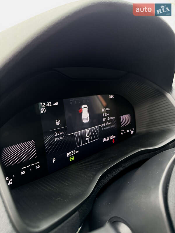 Внедорожник / Кроссовер Skoda Karoq 2024 в Днепре