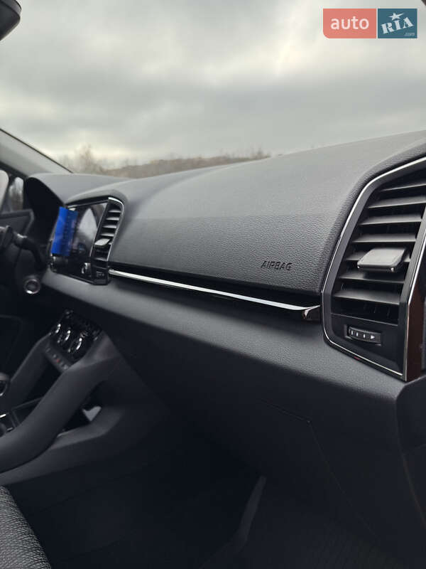 Внедорожник / Кроссовер Skoda Karoq 2024 в Днепре