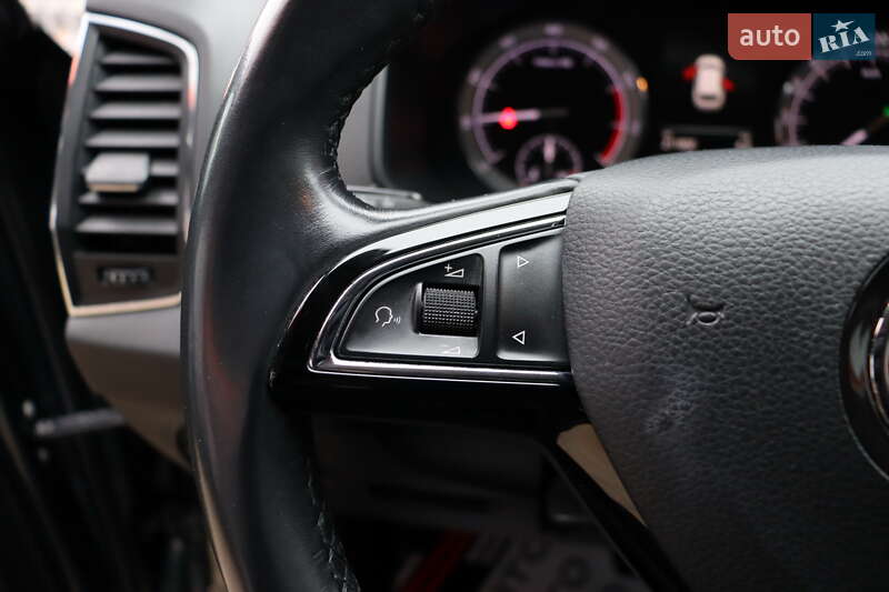 Позашляховик / Кросовер Skoda Karoq 2018 в Львові