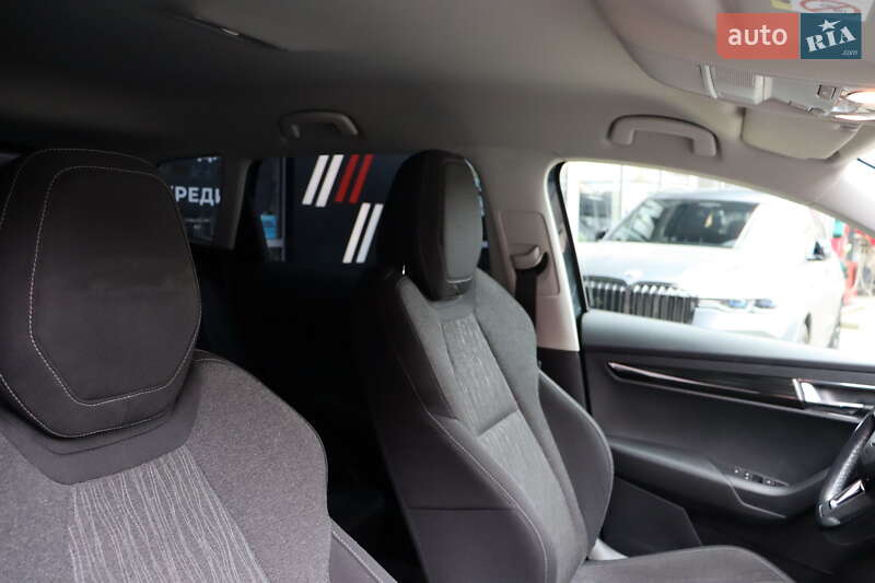 Позашляховик / Кросовер Skoda Karoq 2018 в Львові