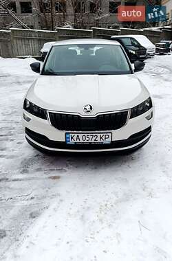 Внедорожник / Кроссовер Skoda Karoq 2021 в Киеве