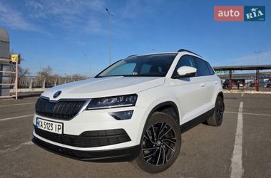 Внедорожник / Кроссовер Skoda Karoq 2021 в Киеве