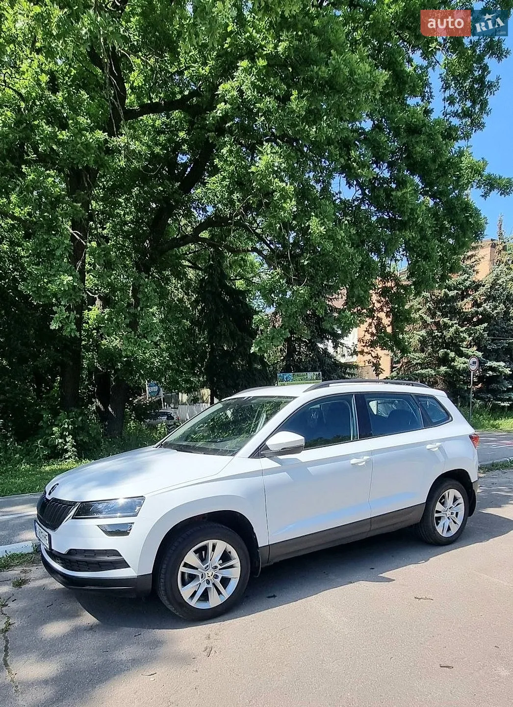 Skoda Karoq 2022 VIN TMBJC6NU3NB200473 фото оголошення 2 з 5