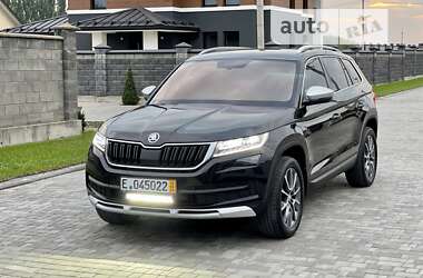 Позашляховик / Кросовер Skoda Kodiaq Scout 2019 в 