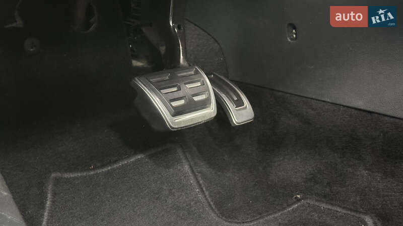 Позашляховик / Кросовер Skoda Kodiaq Scout 2018 в Сваляві