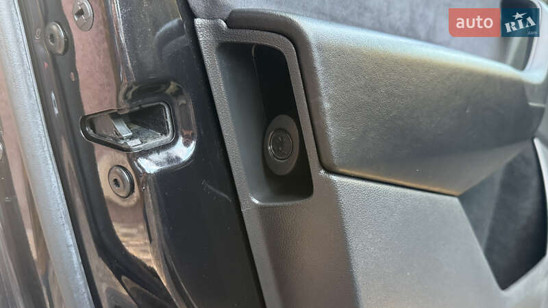 Позашляховик / Кросовер Skoda Kodiaq Scout 2018 в Сваляві