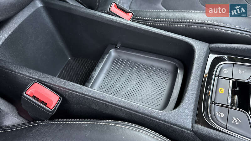 Позашляховик / Кросовер Skoda Kodiaq Scout 2018 в Сваляві