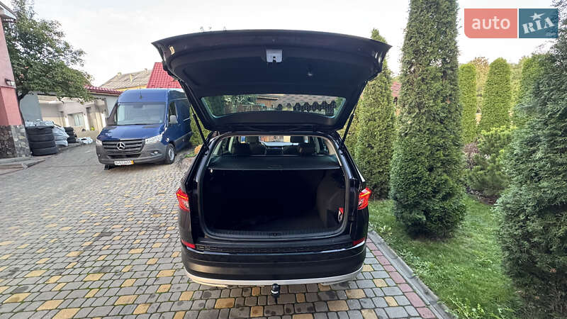 Позашляховик / Кросовер Skoda Kodiaq Scout 2018 в Сваляві