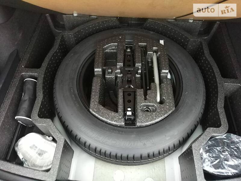 Позашляховик / Кросовер Skoda Kodiaq 2018 в Києві фото 38 Позашляховик / Кросовер Skoda Kodiaq 2018 в Києві