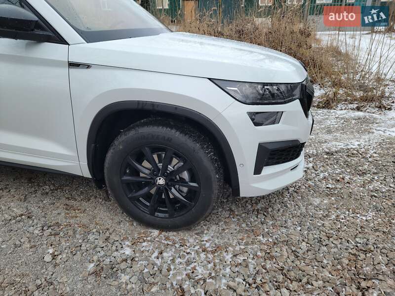 Внедорожник / Кроссовер Skoda Kodiaq 2021 в Запорожье