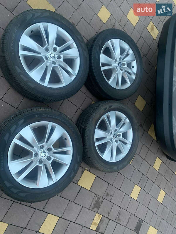 Внедорожник / Кроссовер Skoda Kodiaq 2018 в Сарнах