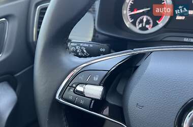 Внедорожник / Кроссовер Skoda Kodiaq 2021 в 