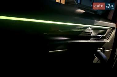 Позашляховик / Кросовер Skoda Kodiaq 2019 в 