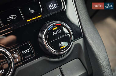 Внедорожник / Кроссовер Skoda Kodiaq 2021 в 