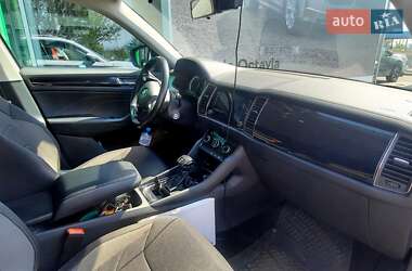 Внедорожник / Кроссовер Skoda Kodiaq 2021 в 