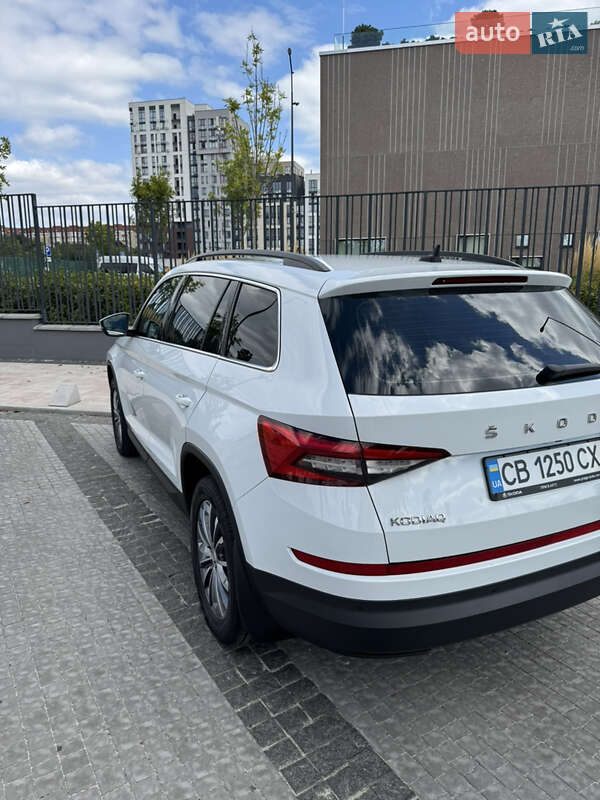 Внедорожник / Кроссовер Skoda Kodiaq 2021 в Киеве