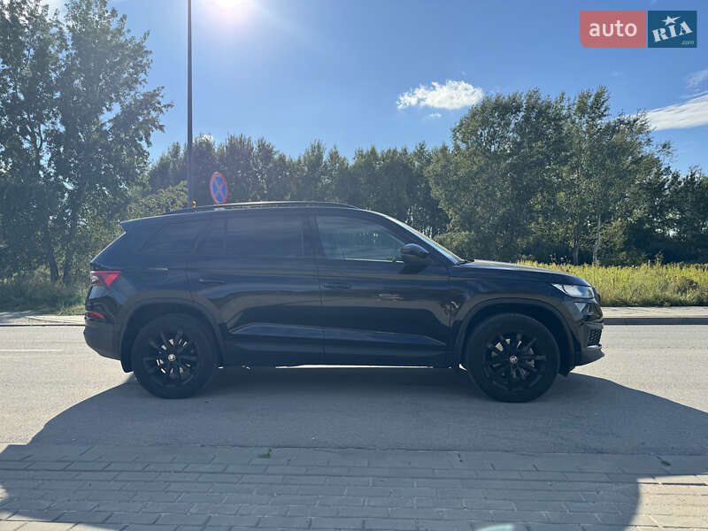 Внедорожник / Кроссовер Skoda Kodiaq 2022 в Киеве