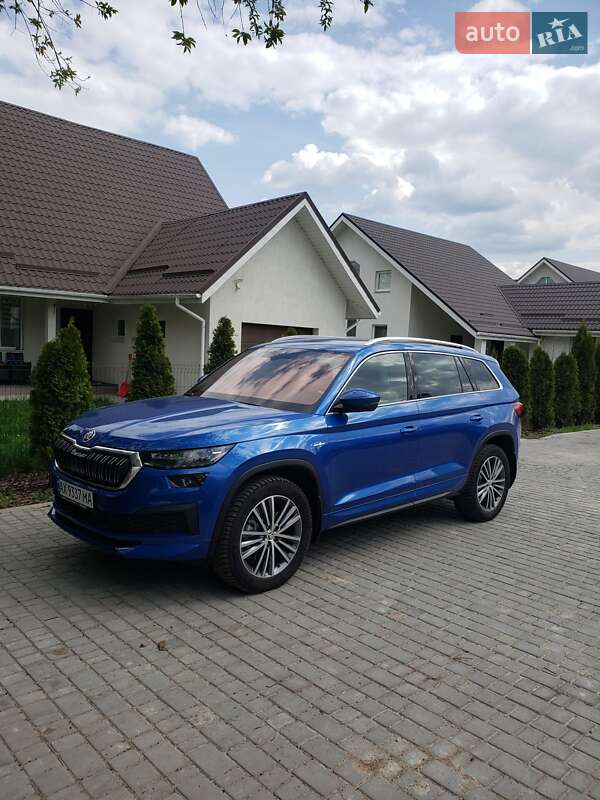 Внедорожник / Кроссовер Skoda Kodiaq 2022 в Вишневом