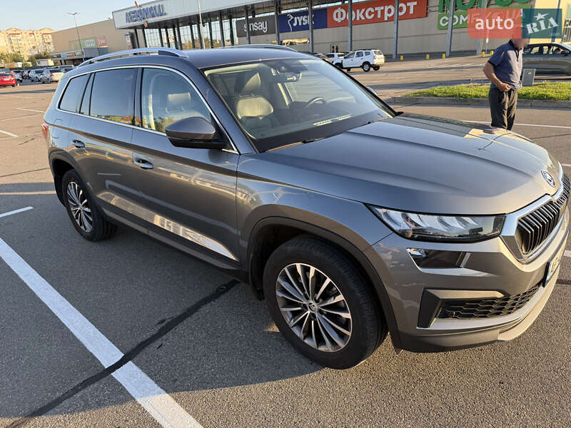 Внедорожник / Кроссовер Skoda Kodiaq 2021 в 