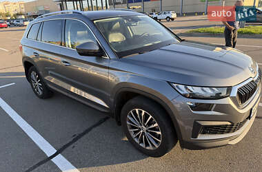 Внедорожник / Кроссовер Skoda Kodiaq 2021 в 