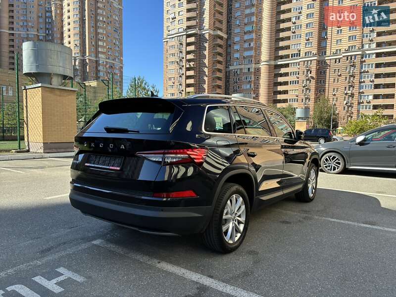 Внедорожник / Кроссовер Skoda Kodiaq 2022 в Киеве
