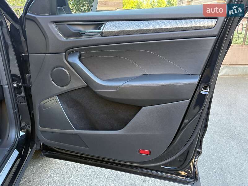 Внедорожник / Кроссовер Skoda Kodiaq 2022 в Киеве