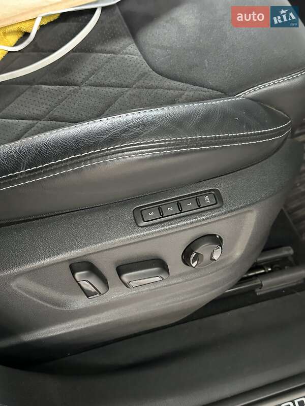 Внедорожник / Кроссовер Skoda Kodiaq 2023 в Николаеве