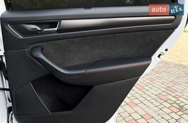 Внедорожник / Кроссовер Skoda Kodiaq 2020 в 