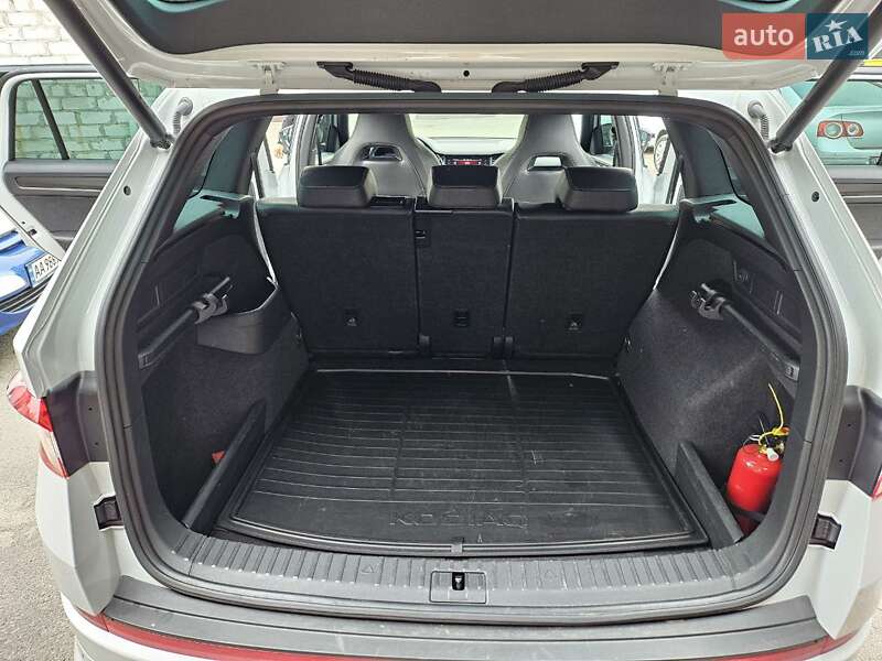 Внедорожник / Кроссовер Skoda Kodiaq 2021 в Киеве