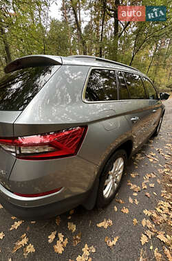 Внедорожник / Кроссовер Skoda Kodiaq 2021 в 