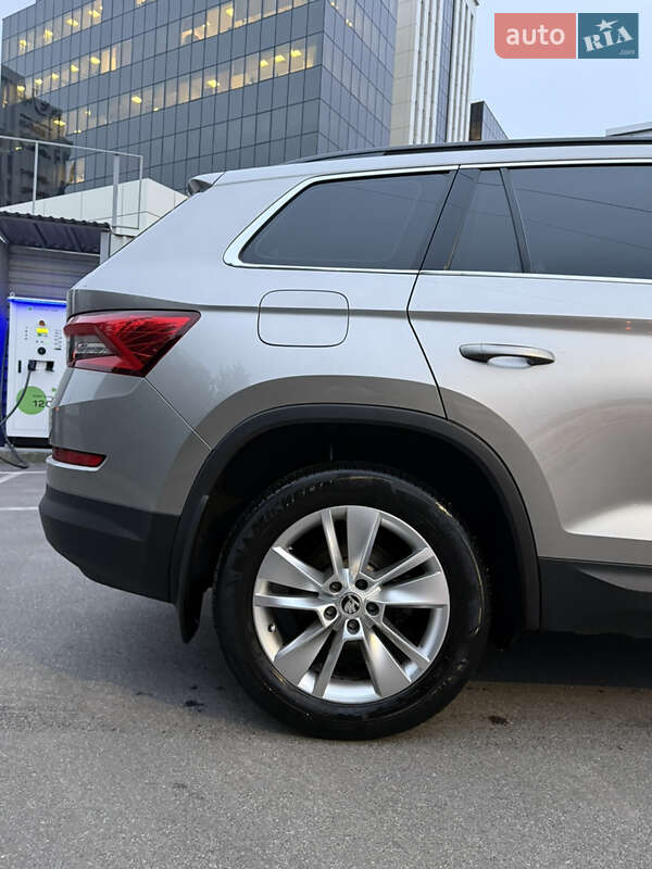 Позашляховик / Кросовер Skoda Kodiaq 2017 в Києві фото 7 Позашляховик / Кросовер Skoda Kodiaq 2017 в Києві
