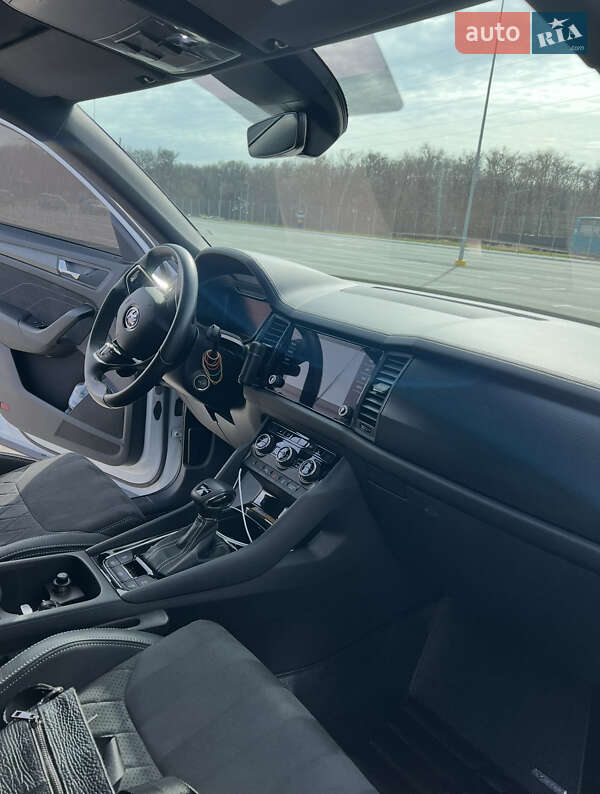 Позашляховик / Кросовер Skoda Kodiaq 2022 в Запоріжжі фото 23 Позашляховик / Кросовер Skoda Kodiaq 2022 в Запоріжжі