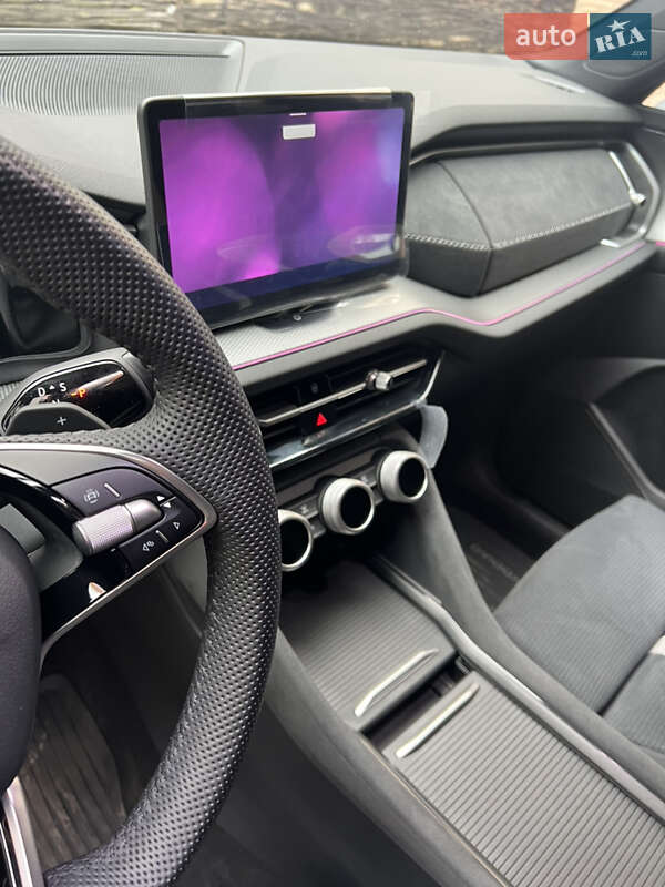 Позашляховик / Кросовер Skoda Kodiaq 2025 в Києві