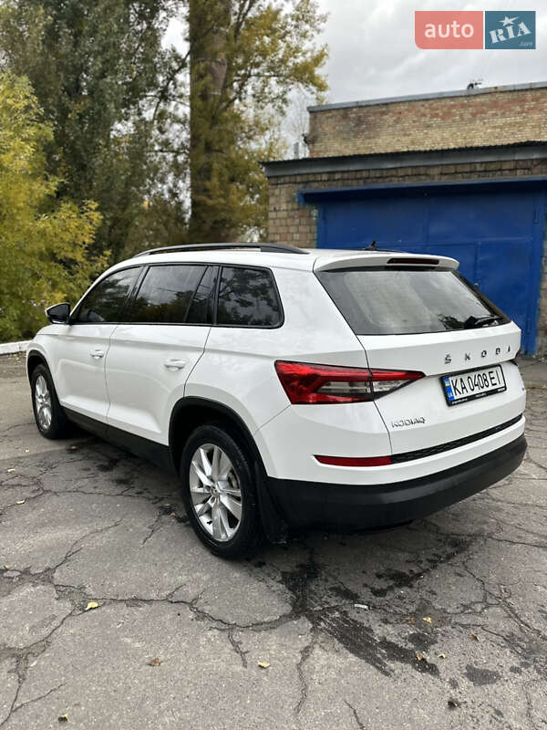 Позашляховик / Кросовер Skoda Kodiaq 2019 в Києві фото 3 Позашляховик / Кросовер Skoda Kodiaq 2019 в Києві