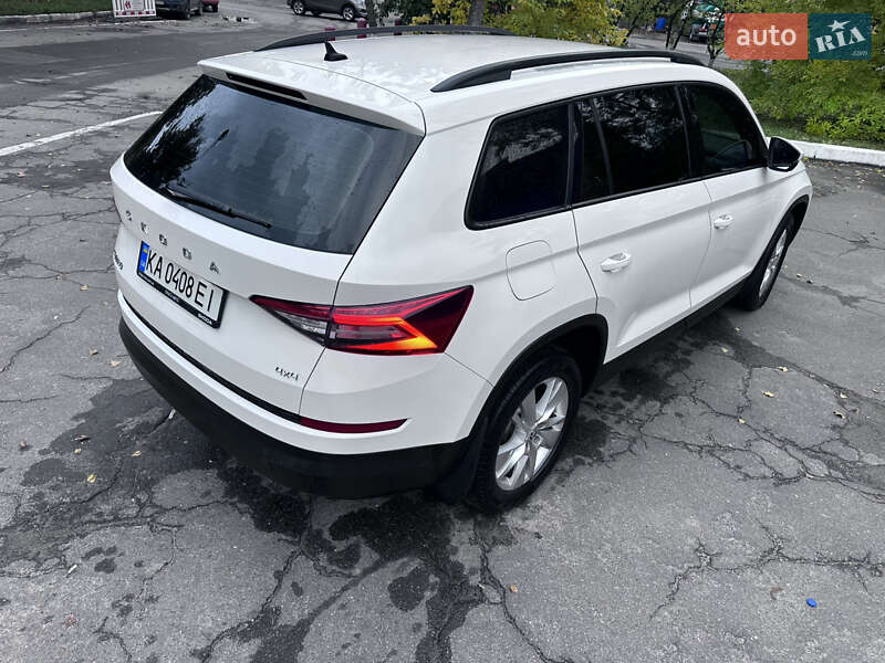 Позашляховик / Кросовер Skoda Kodiaq 2019 в Києві фото 38 Позашляховик / Кросовер Skoda Kodiaq 2019 в Києві