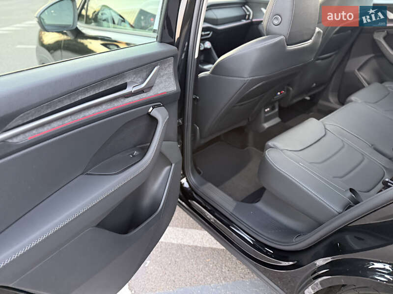 Позашляховик / Кросовер Skoda Kodiaq 2025 в Києві фото 21 Позашляховик / Кросовер Skoda Kodiaq 2025 в Києві