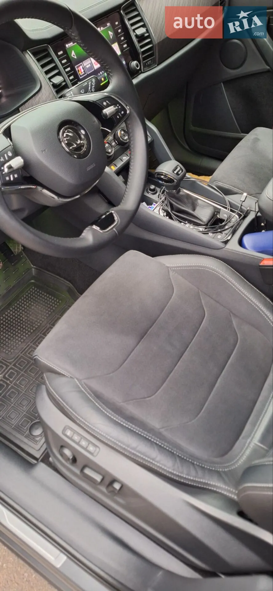 Skoda Kodiaq 2023 VIN TMBLJ6NS3RB400501 фото оголошення 7 з 12